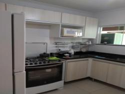 #389 - Casa para Venda em Campos dos Goytacazes - RJ