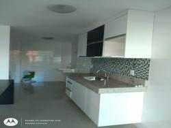 #560 - Apartamento para Venda em Campos dos Goytacazes - RJ