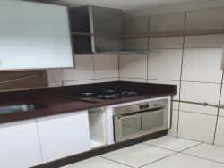 #536 - Apartamento para Locação em Campos dos Goytacazes - RJ