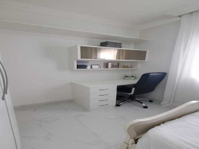 Apartamento para Venda em Campos dos Goytacazes - 4