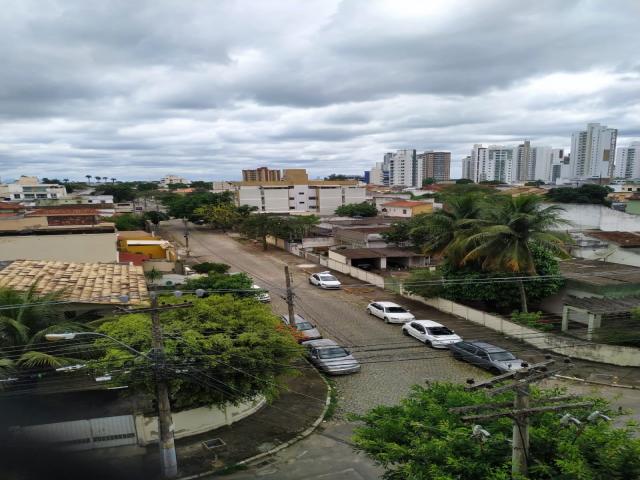 #851 - Apartamento para Locação em Campos dos Goytacazes - RJ