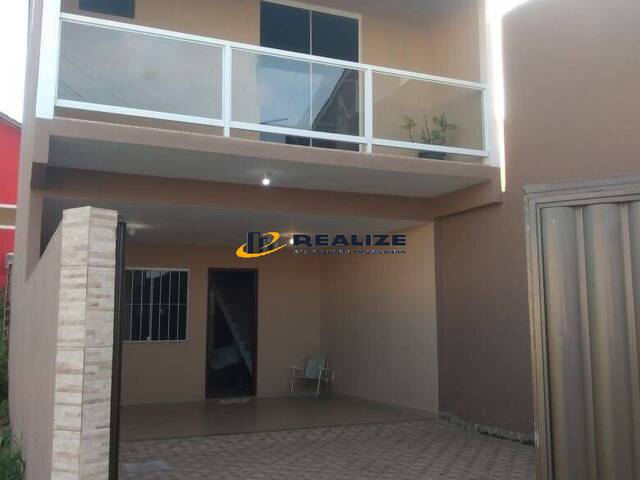 #1048 - Casa para Venda em Campos dos Goytacazes - RJ