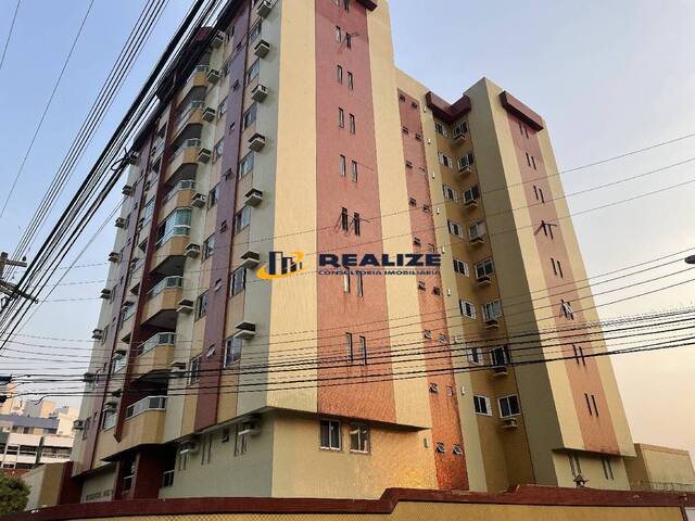 #962 - Apartamento para Venda em Campos dos Goytacazes - RJ