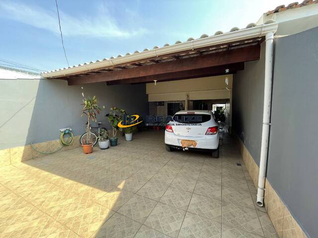 Casa para Venda em Campos dos Goytacazes - 2