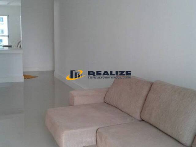 Apartamento para Venda em Campos dos Goytacazes - 3