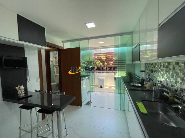 #1274 - Casa para Venda em Campos dos Goytacazes - RJ