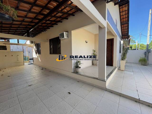 #1389 - Casa para Venda em Campos dos Goytacazes - RJ