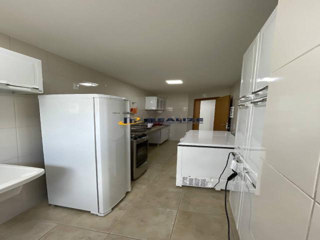 Apartamento para Venda em Campos dos Goytacazes - 4