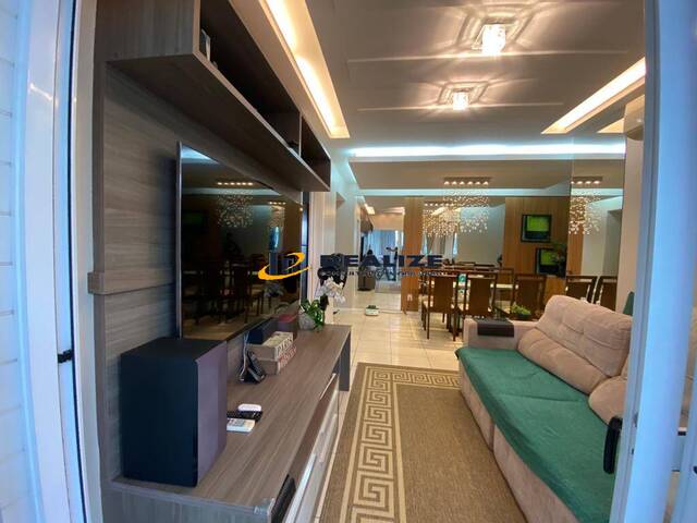 Apartamento para Venda em Campos dos Goytacazes - 2