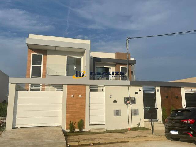 #1271 - Casa para Venda em Campos dos Goytacazes - RJ