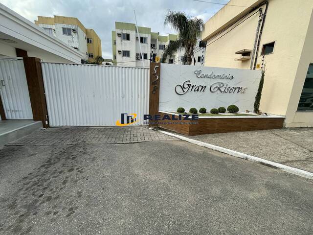Apartamento para Venda em Campos dos Goytacazes - 2