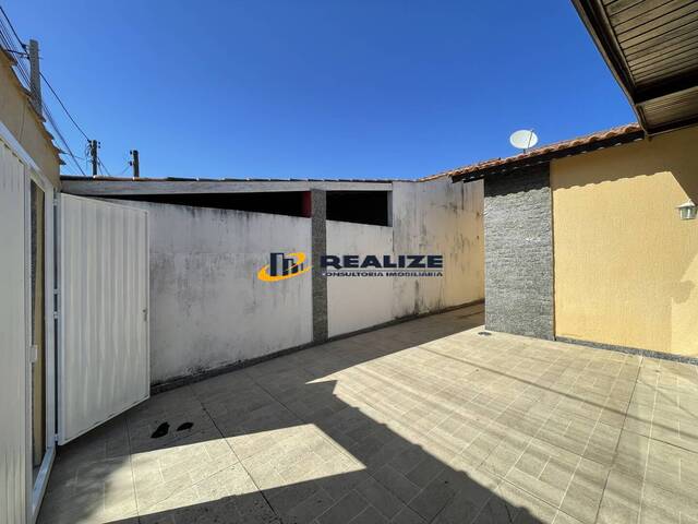 Casa para Venda em Campos dos Goytacazes - 2