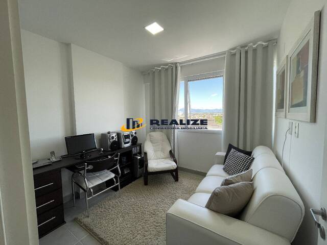 Apartamento para Venda em Campos dos Goytacazes - 2