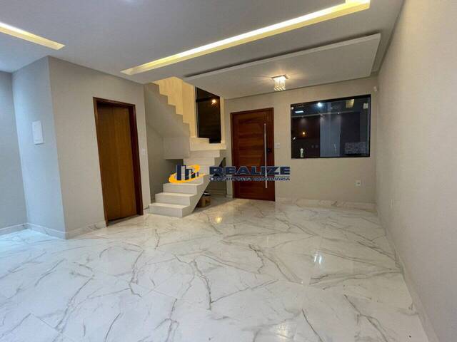 #1183 - Casa para Venda em Campos dos Goytacazes - RJ