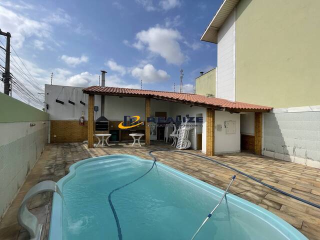 Casa para Venda em Campos dos Goytacazes - 2
