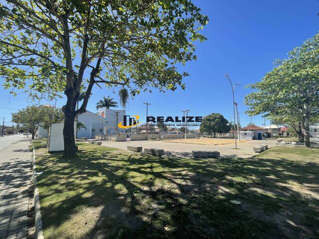 #1680 - Casa para Venda em Campos dos Goytacazes - RJ