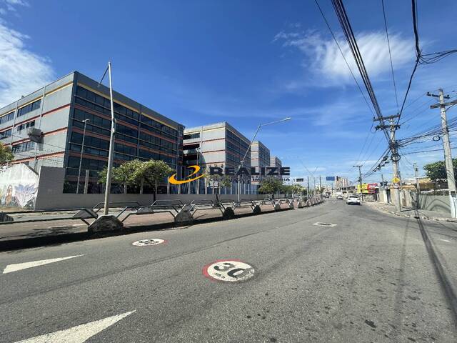 #1567 - Apartamento para Venda em Campos dos Goytacazes - RJ