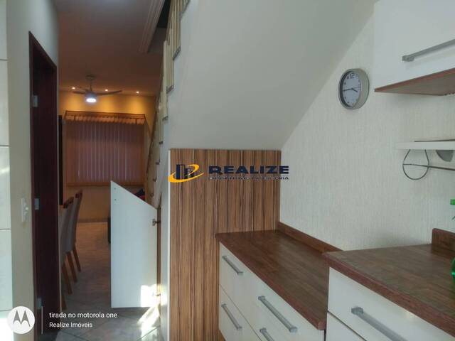 #1710 - Casa para Venda em Campos dos Goytacazes - RJ