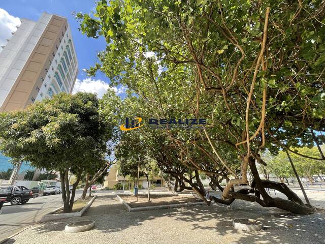 #1560 - Apartamento para Venda em Campos dos Goytacazes - RJ