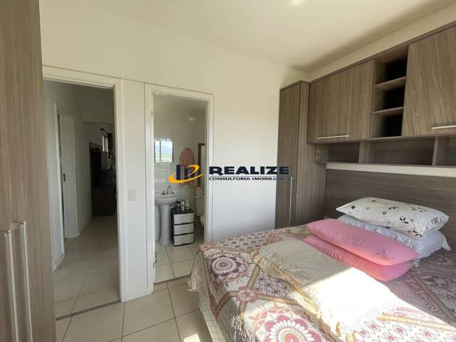 #1819 - Apartamento para Venda em Campos dos Goytacazes - RJ