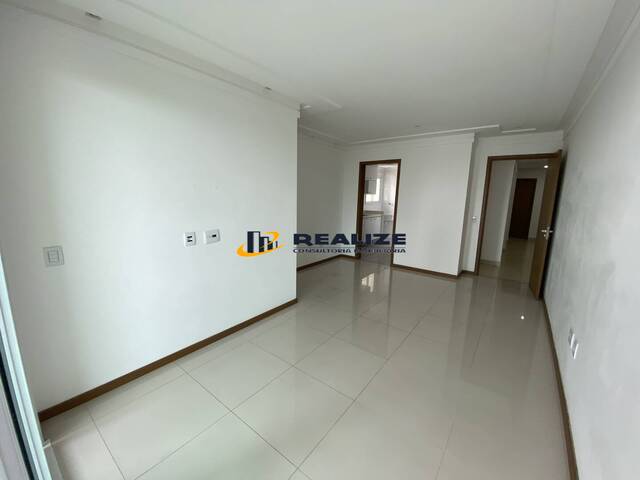 Apartamento para Venda em Campos dos Goytacazes - 2