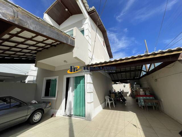 #1871 - Casa para Venda em Campos dos Goytacazes - RJ