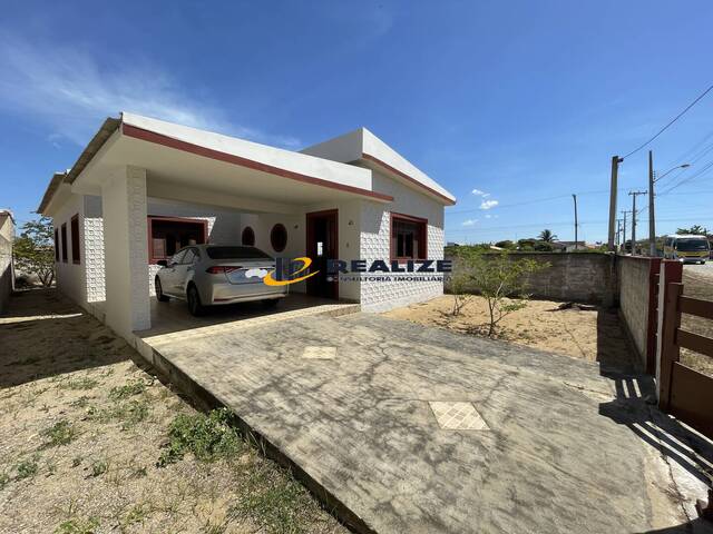 #1889 - Casa para Venda em Campos dos Goytacazes - RJ