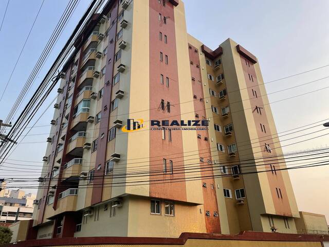 #1909 - Apartamento para Venda em Campos dos Goytacazes - RJ