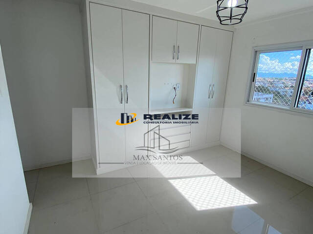 Apartamento para Venda em Campos dos Goytacazes - 4