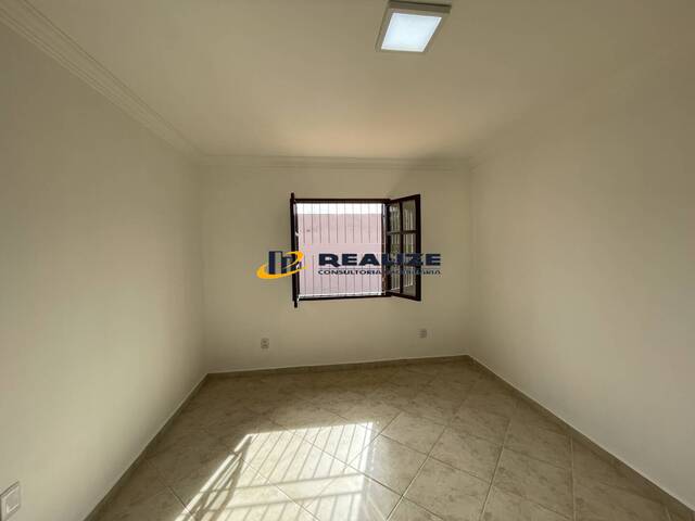 Casa para Venda em Campos dos Goytacazes - 4