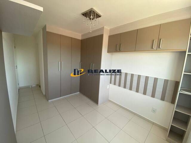 #1977 - Cobertura para Venda em Campos dos Goytacazes - RJ