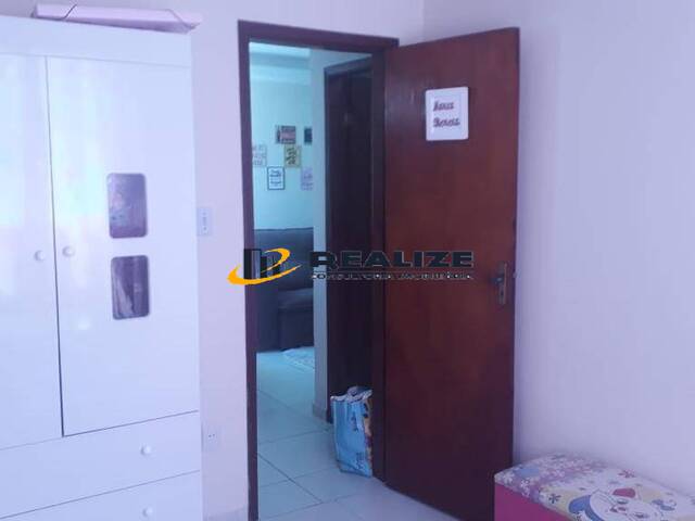 Apartamento para Venda em Campos dos Goytacazes - 4