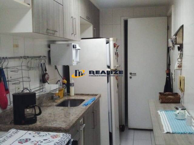 #2037 - Apartamento para Venda em Campos dos Goytacazes - RJ