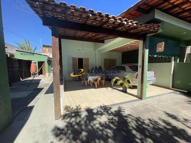 #2047 - Casa para Venda em Campos dos Goytacazes - RJ