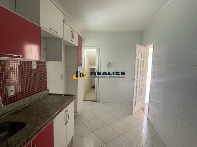 #2056 - Casa para Venda em Campos dos Goytacazes - RJ