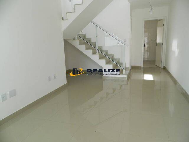 Apartamento para Venda em Campos dos Goytacazes - 3