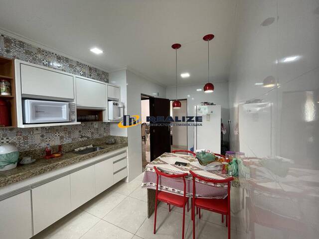 Apartamento para Venda em Campos dos Goytacazes - 5