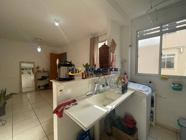 #2317 - Apartamento para Venda em Campos dos Goytacazes - RJ