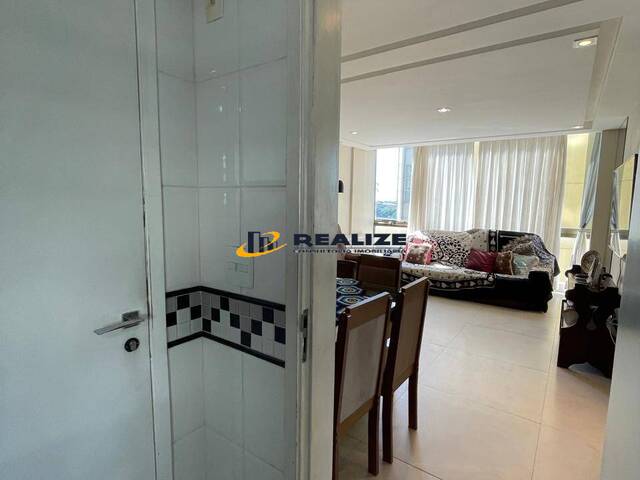 Apartamento para Venda em Campos dos Goytacazes - 2