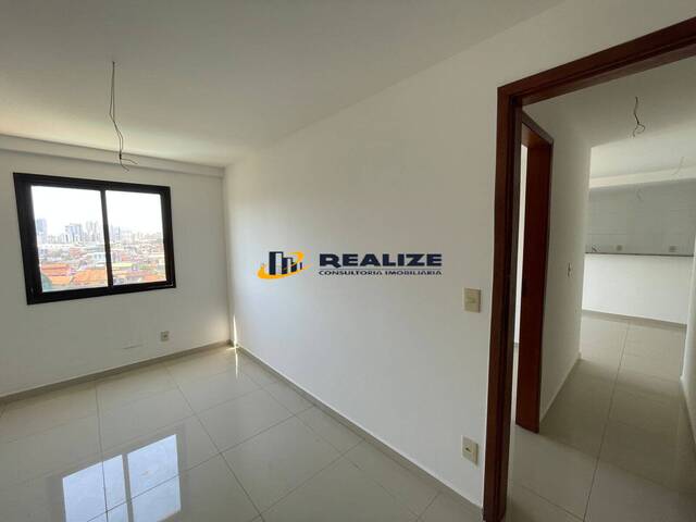 Apartamento para Venda em Campos dos Goytacazes - 4