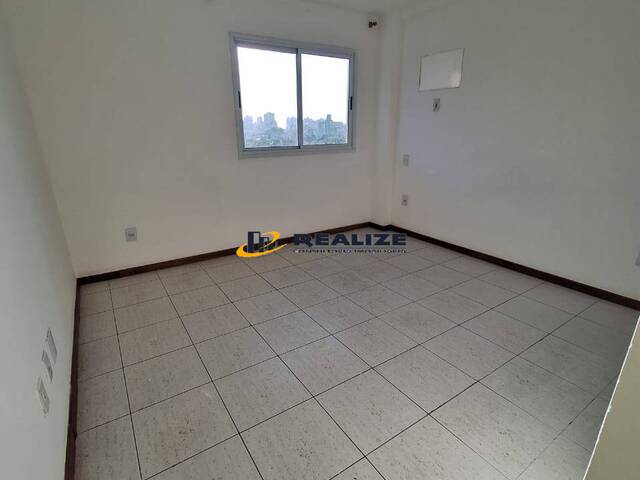 Apartamento para Locação em Campos dos Goytacazes - 2