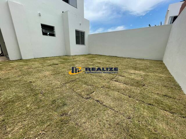 #2468 - Casa para Venda em Campos dos Goytacazes - RJ
