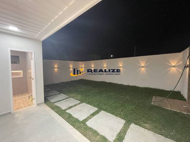 #2474 - Casa para Venda em Campos dos Goytacazes - RJ