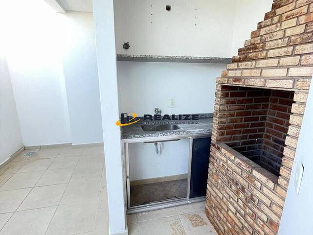 Apartamento para Venda em Campos dos Goytacazes - 4