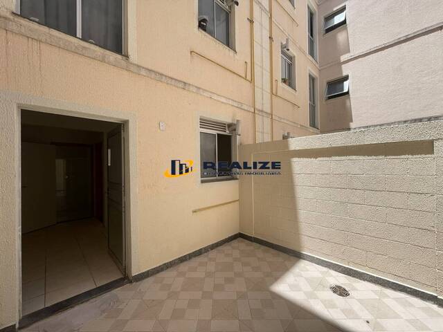 Apartamento para Venda em Campos dos Goytacazes - 2
