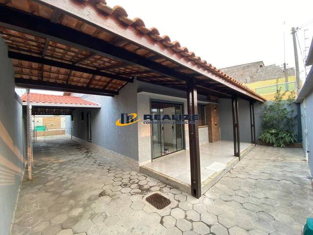 Casa para Venda em Campos dos Goytacazes - 3