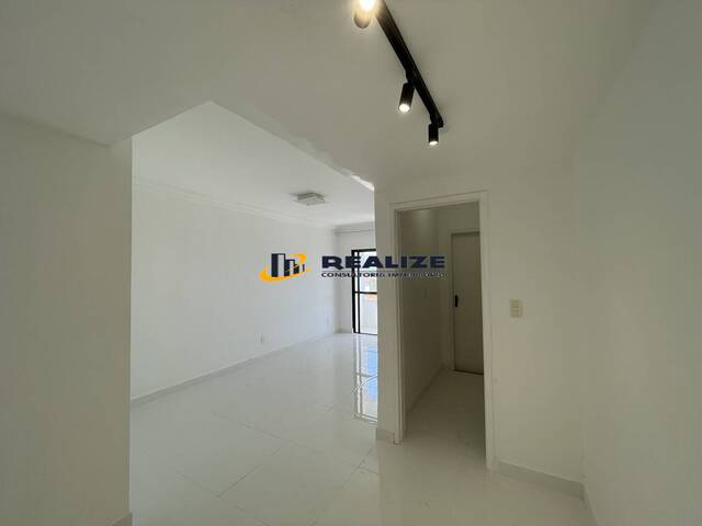 Apartamento para Venda em Campos dos Goytacazes - 4
