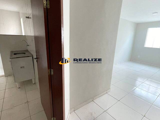 #2712 - Apartamento para Locação em Campos dos Goytacazes - RJ