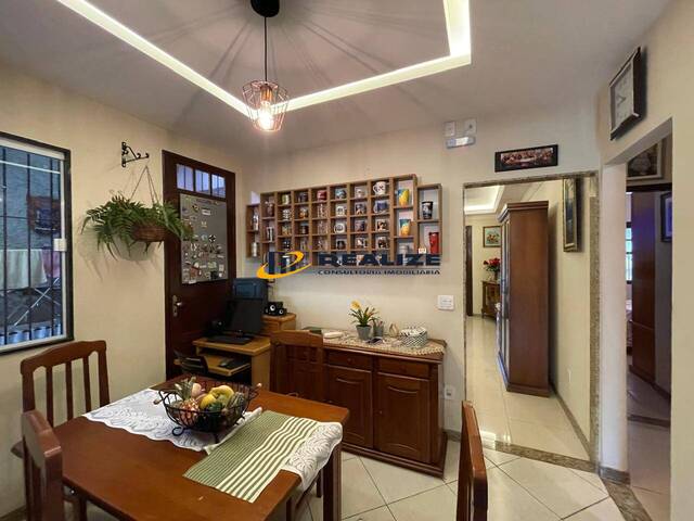 #2708 - Casa para Venda em Campos dos Goytacazes - RJ