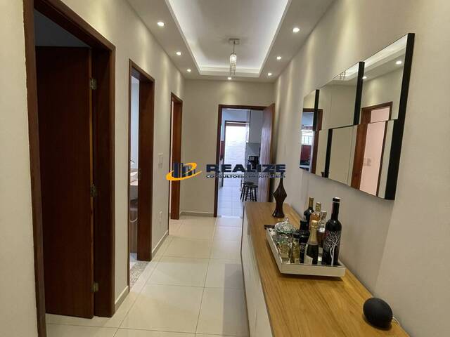 #2728 - Apartamento para Venda em Campos dos Goytacazes - RJ